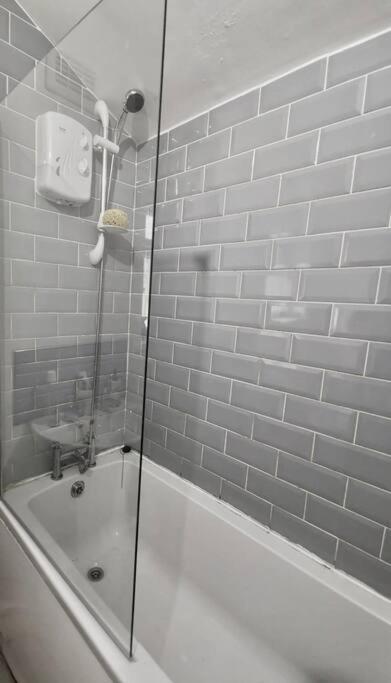 Spacious 3 Bed - Efc Stays Liverpool Exterior foto